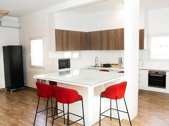 3 Chambres Avec Balcon Et Large Terrasse Dakar Senegal